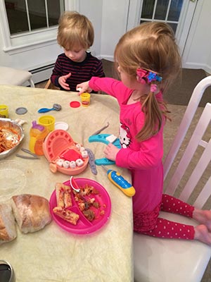 Kiefer kids playing with the Play-Doh Dentist